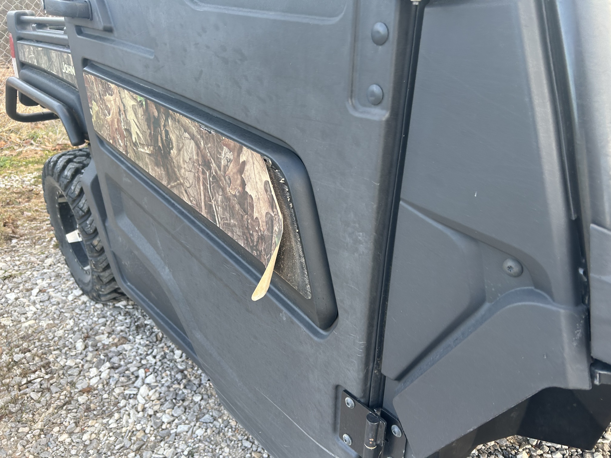  2021 John Deere XUV 835M at Heritage Tractor in Anderson, MO