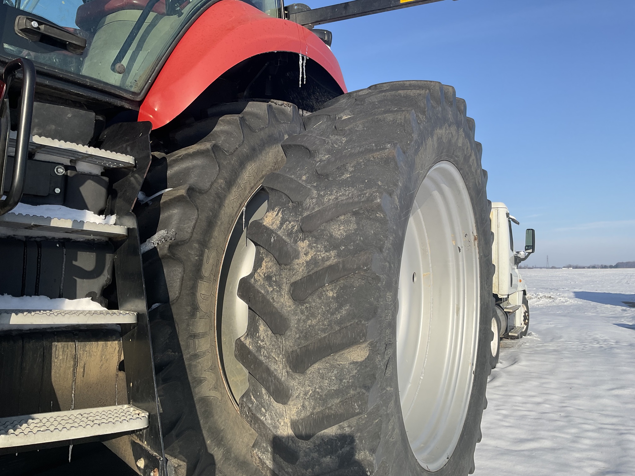 2014 Case IH Magnum 315 Image 4