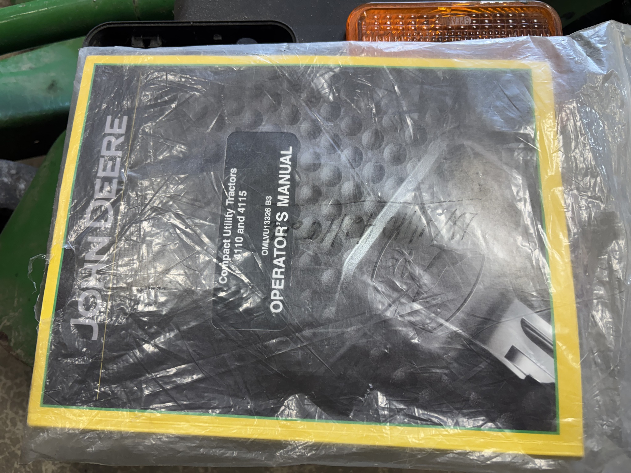 Used 2002 John Deere 4110 Compact Utility Tractors at Koenig Equipment in Botkins, OH - PhotoXL26