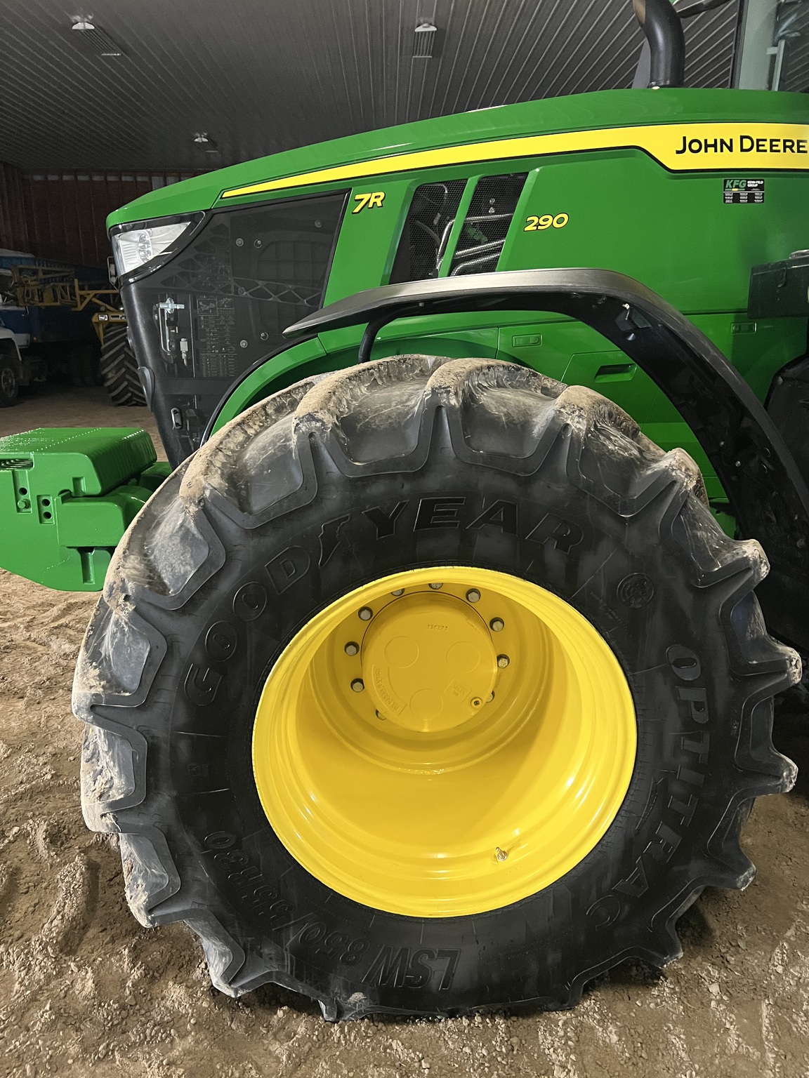2023 John Deere 7R 290 Image 2