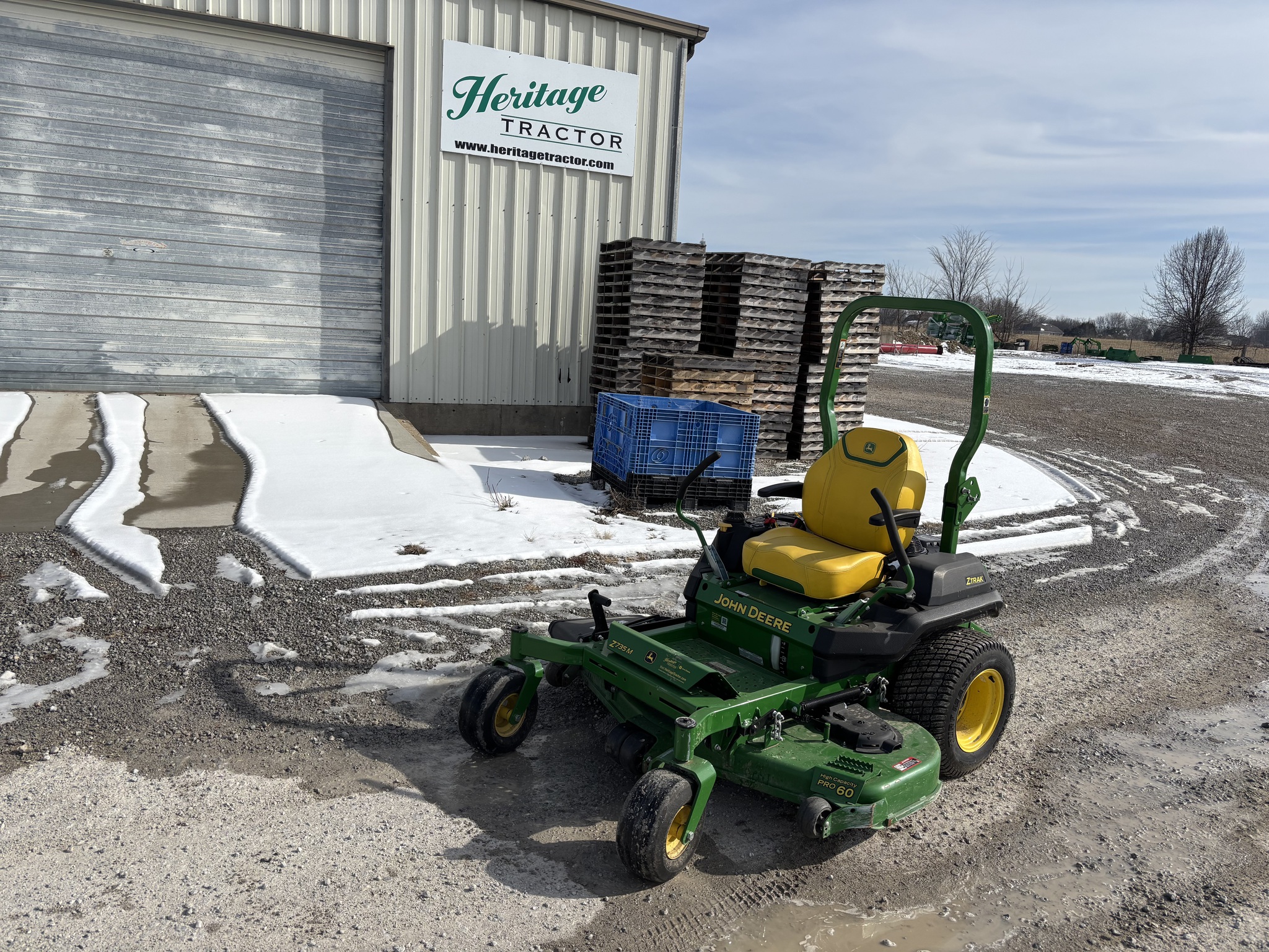  2023 John Deere Z735M at Heritage Tractor in Rogersville, MO
