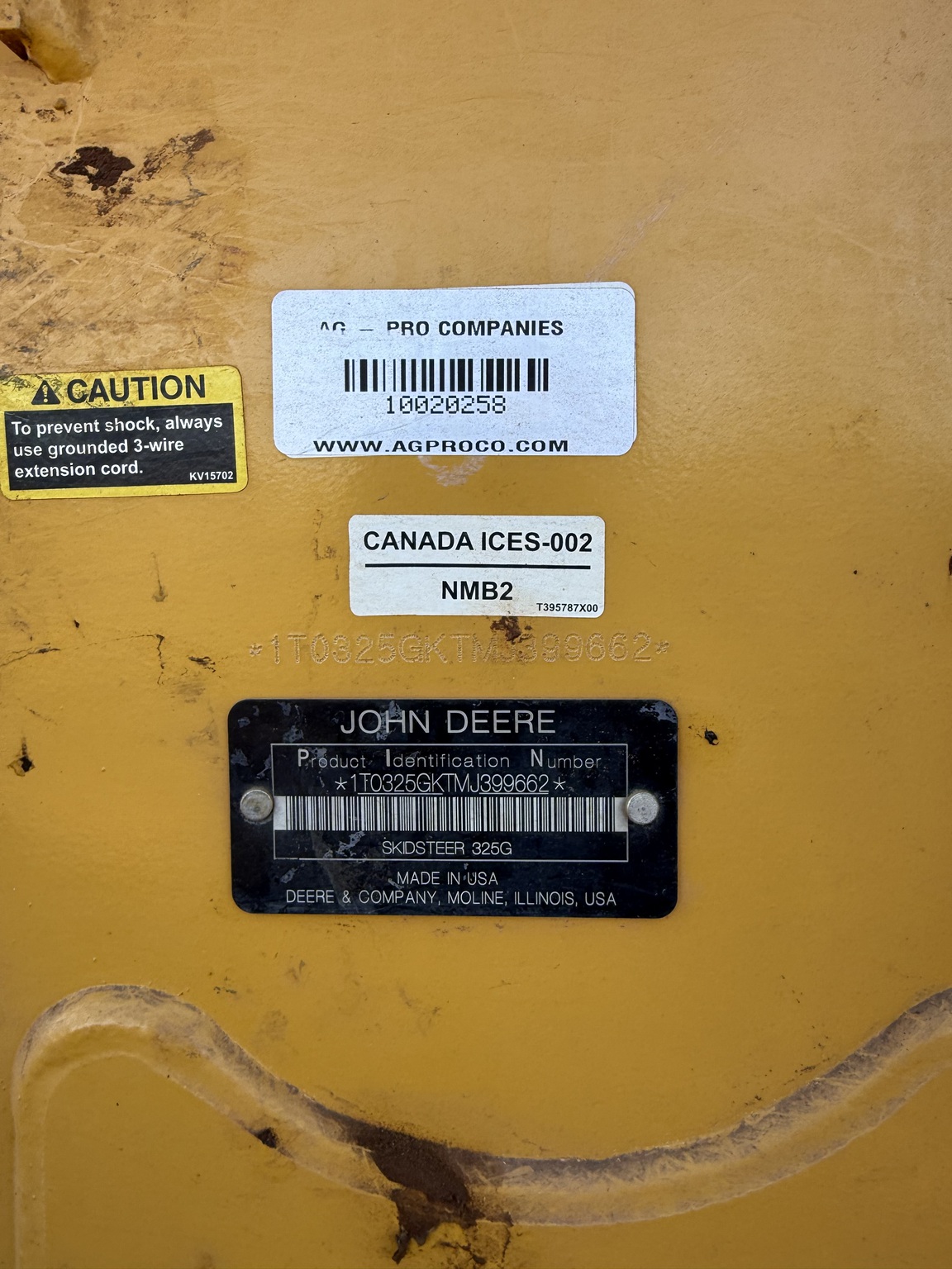 2021 John Deere 325G Image 5