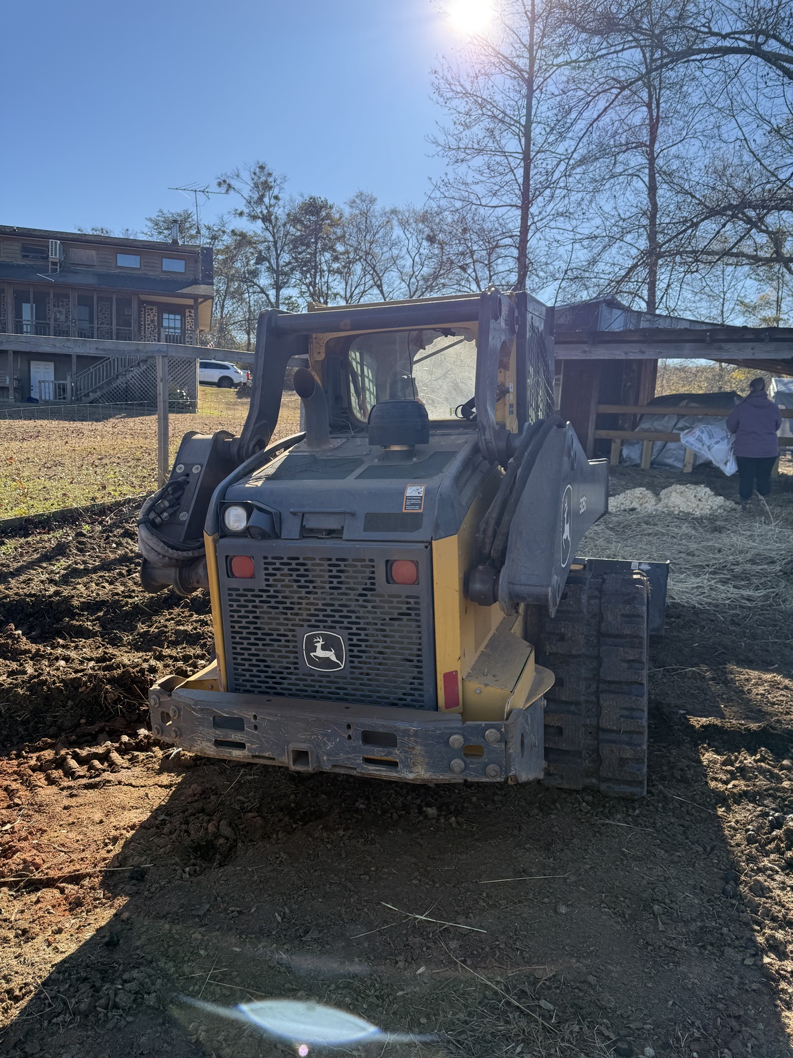 2021 John Deere 325G Image 4