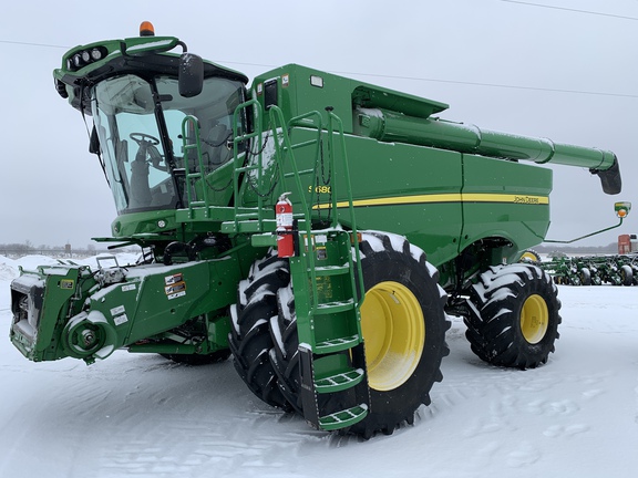 Photo of 2015 John Deere S680
