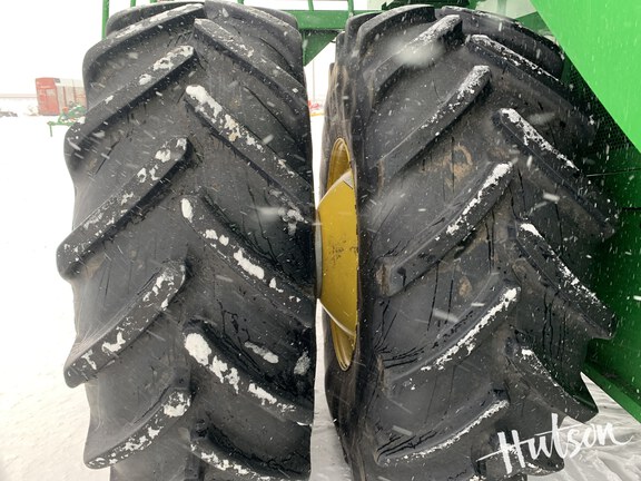 Photo of 2015 John Deere S680