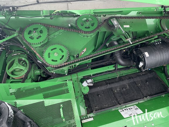 Photo of 2015 John Deere S680