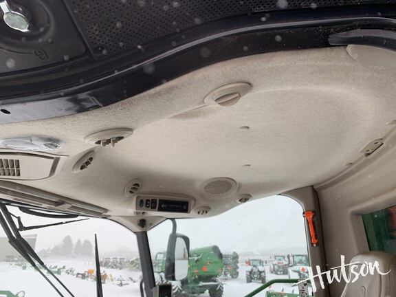 Photo of 2015 John Deere S680