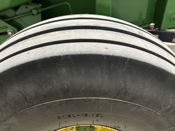 2020 John Deere 560M - Photo12