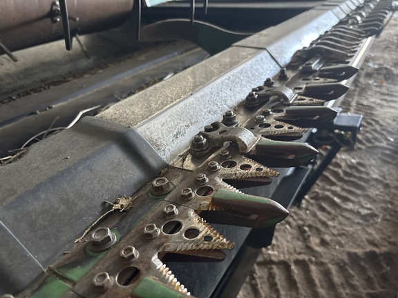 Used 2012 John Deere 640FD Combine Platforms at Koenig Equipment in Franklin, IN - Photo17