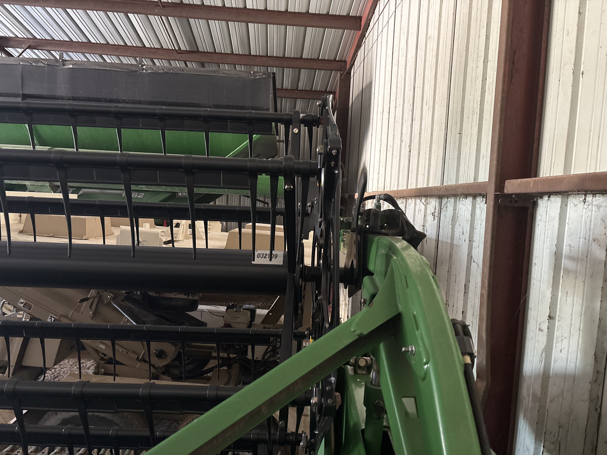 Used 2012 John Deere 640FD Combine Platforms at Koenig Equipment in Franklin, IN - PhotoXL29