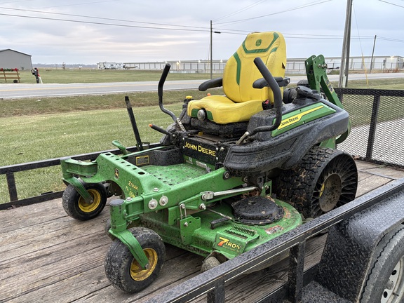 Photo of 2024 John Deere Z930M