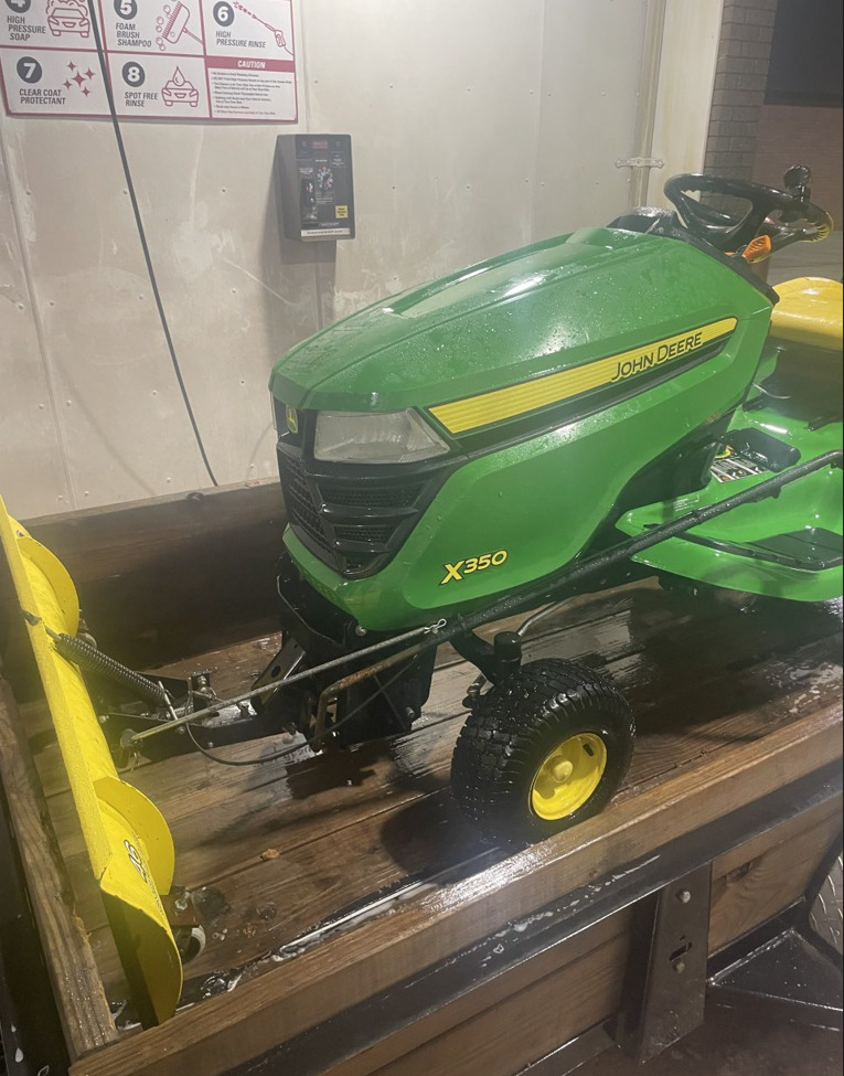 2018 John Deere X350 Image 3