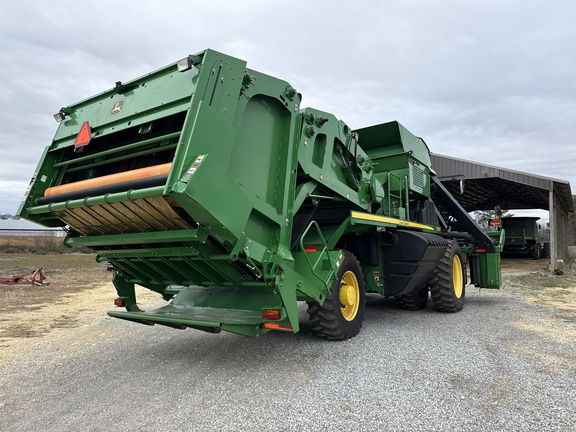 2011 John Deere 7760