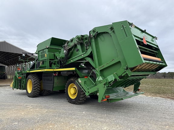 2011 John Deere 7760