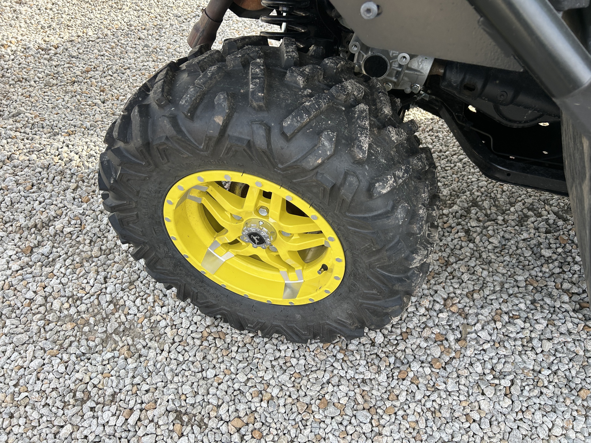  2025 John Deere XUV 845M at Heritage Tractor in Roanoke, IL