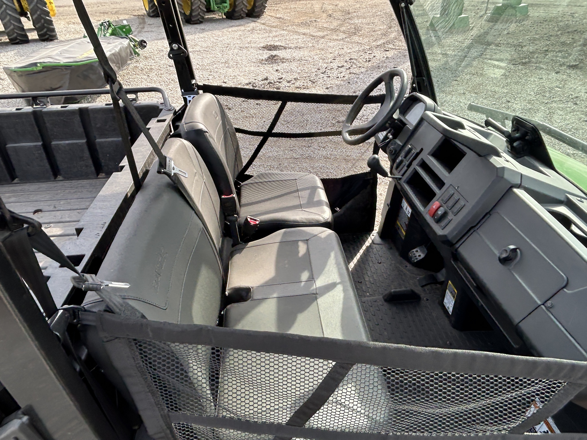  2025 John Deere XUV 845M at Heritage Tractor in Roanoke, IL