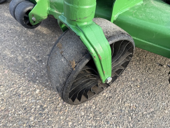 2024 John Deere Z970R - Photo9