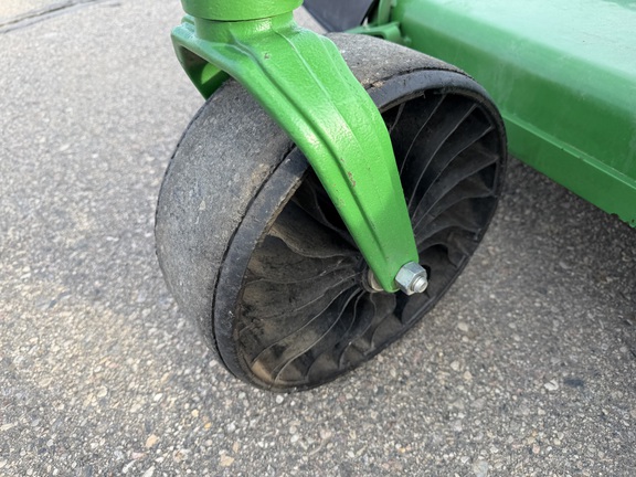 2024 John Deere Z970R - Photo10