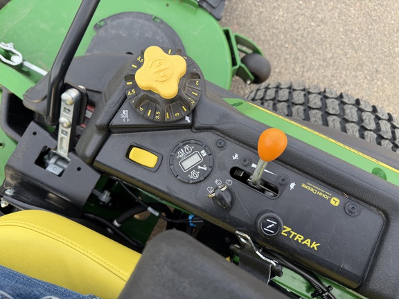 2024 John Deere Z970R - Photo18