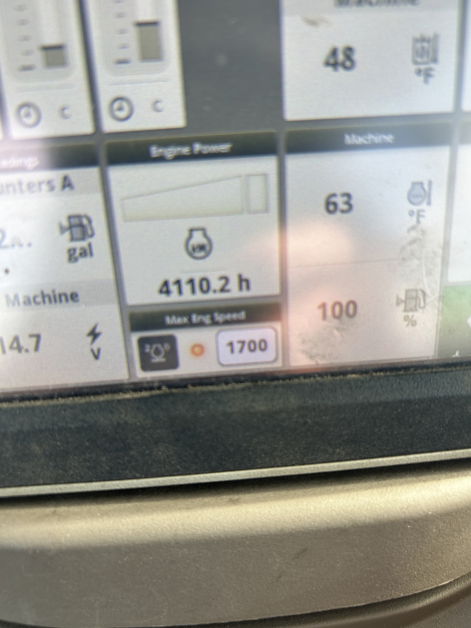 2019 John Deere 6155R Image 8