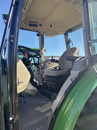 2026 John Deere 5095M-4