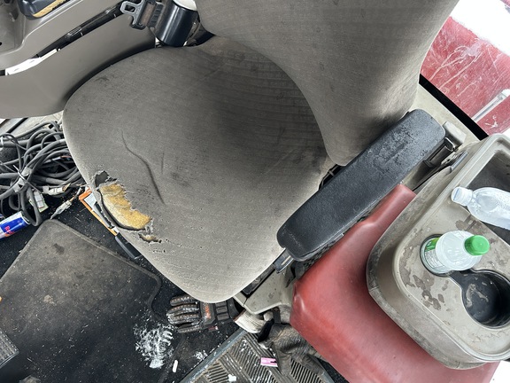 Used 2005 Case IH STX500Q Track Tractors at Horizon Ag & Turf in Barrhead, AB - Photo39