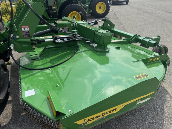 2023 John-Deere RC10M