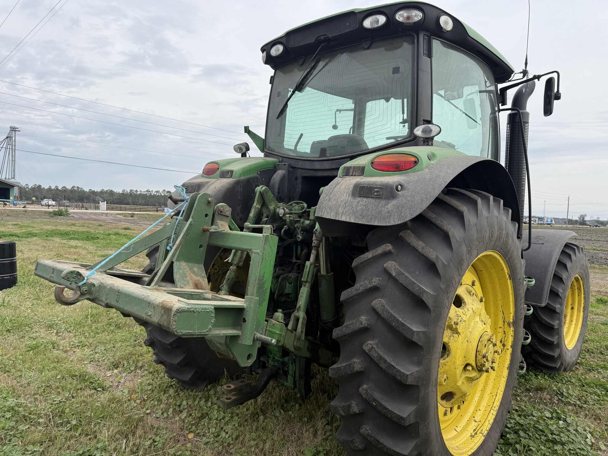 2014 John Deere 6190R Image 2