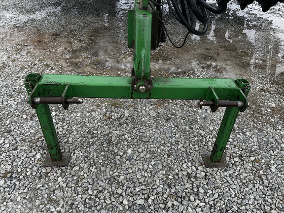 2001 John-Deere 1560