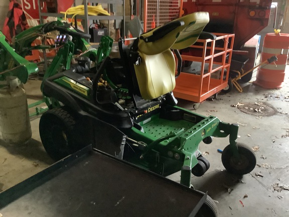 Photo of 2023 John Deere Z920M