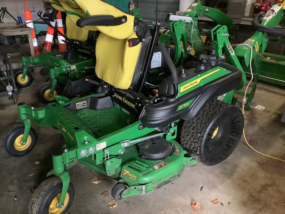 Photo of 2023 John Deere Z920M