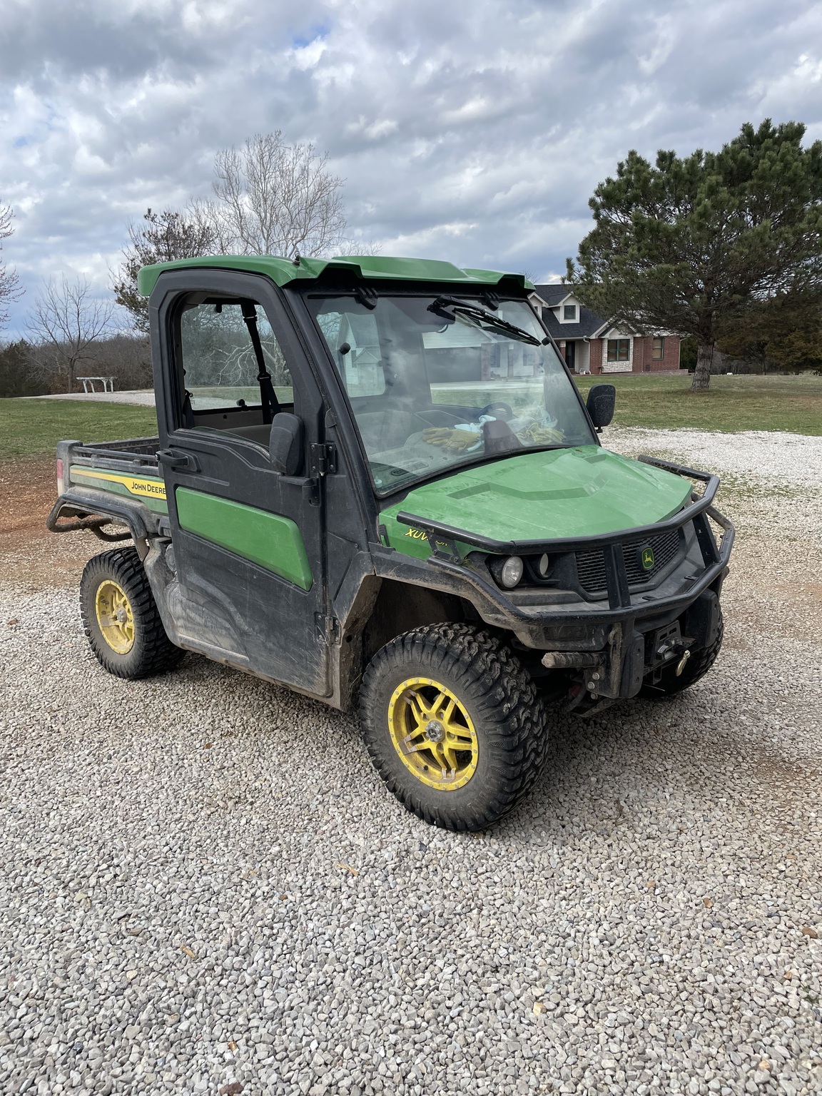  2023 John Deere XUV 835R at Heritage Tractor in Rogersville, MO