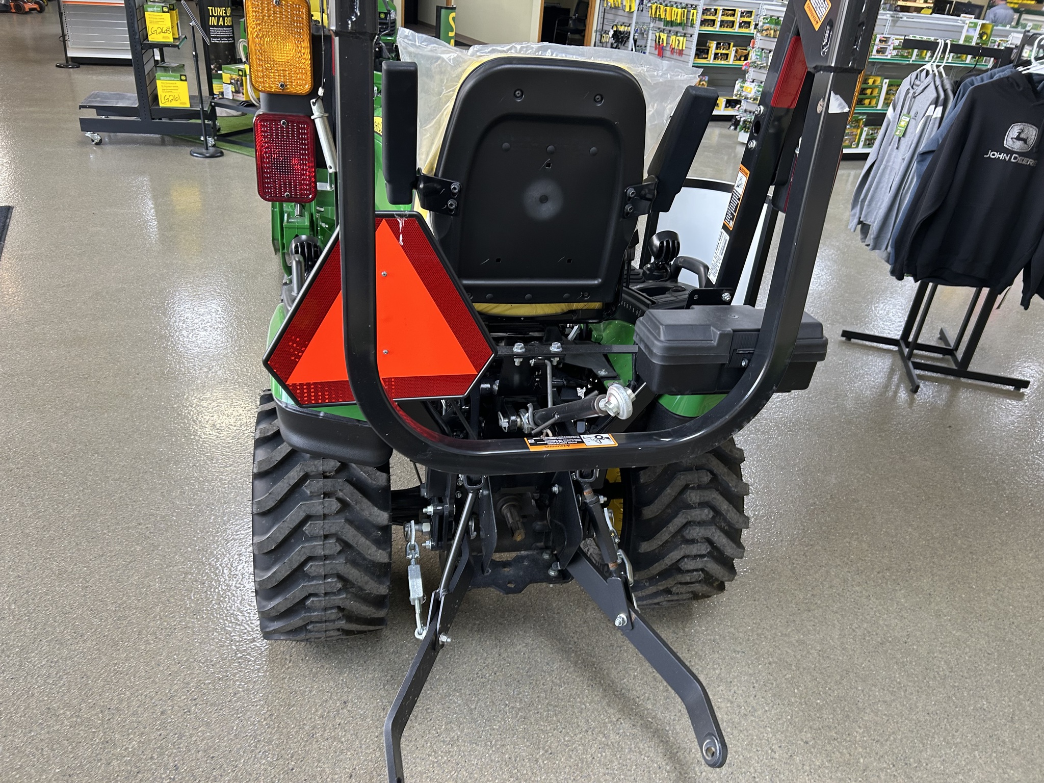  2024 John Deere 1025R at Heritage Tractor in Clinton, MO