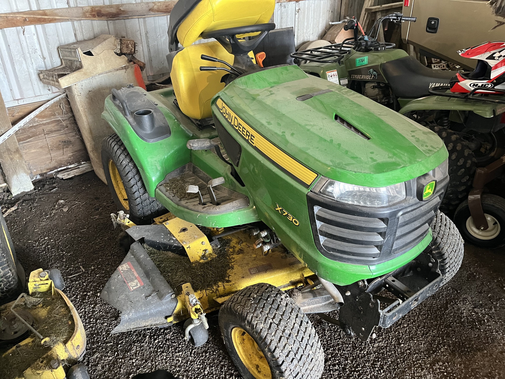 2013 John Deere X730 Image 1