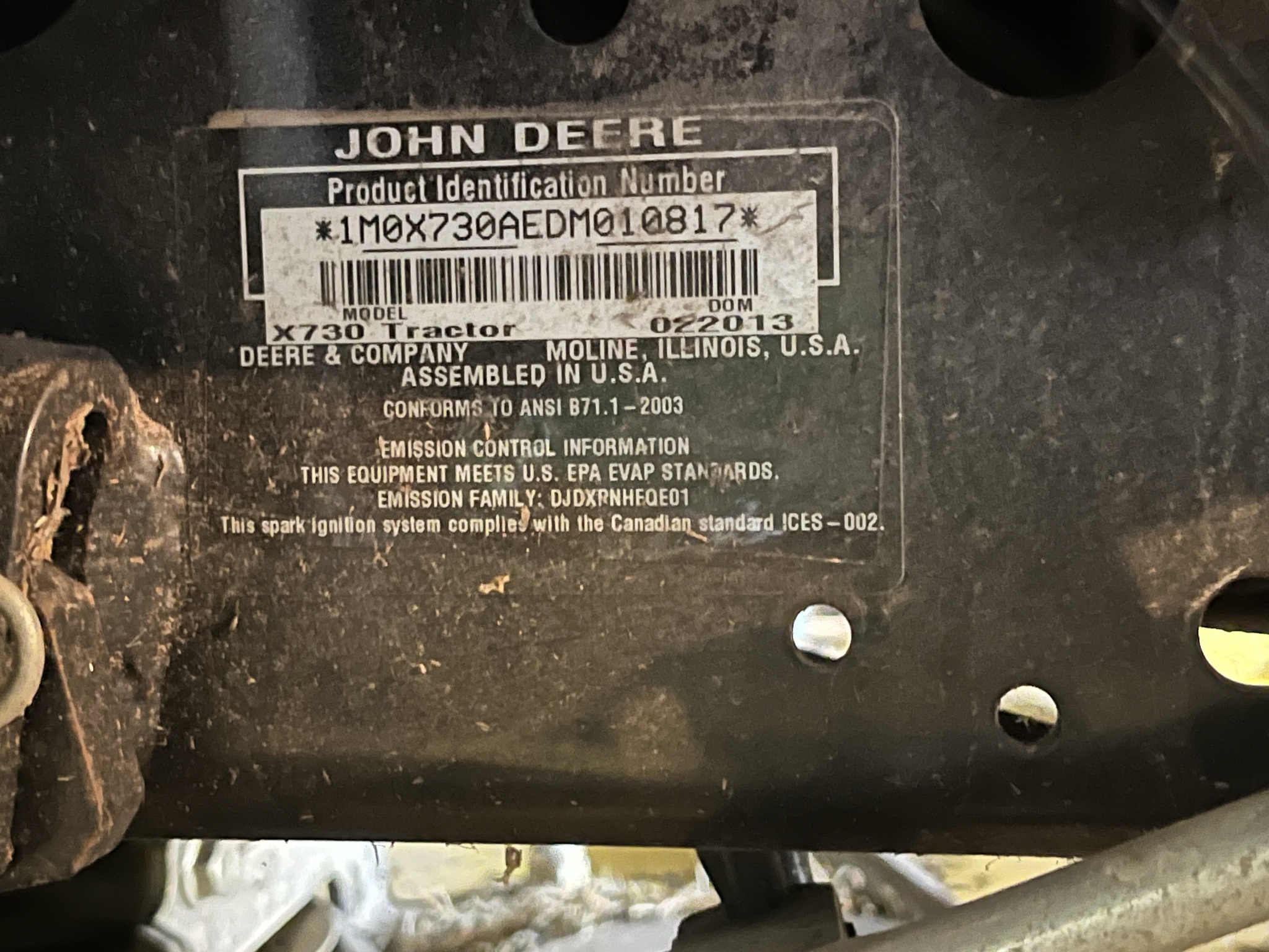 2013 John Deere X730 Image 5