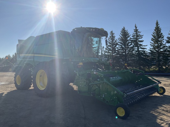 2022 John Deere S780
