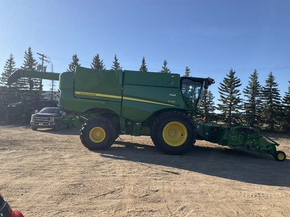 2022 John Deere S780