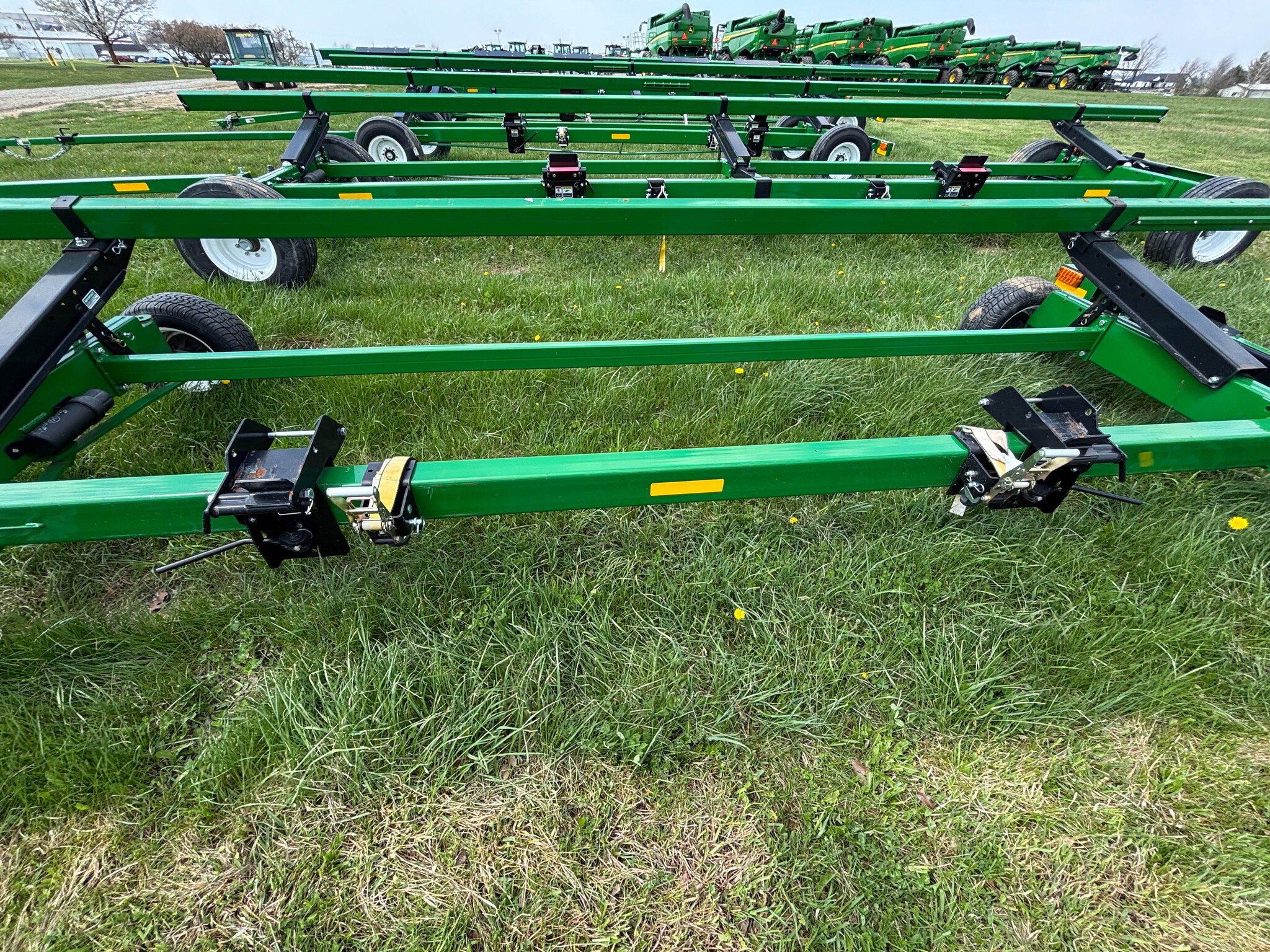 Used -- Unverferth HT-25 Header carts at Koenig Equipment in Anna, OH - PhotoXL1