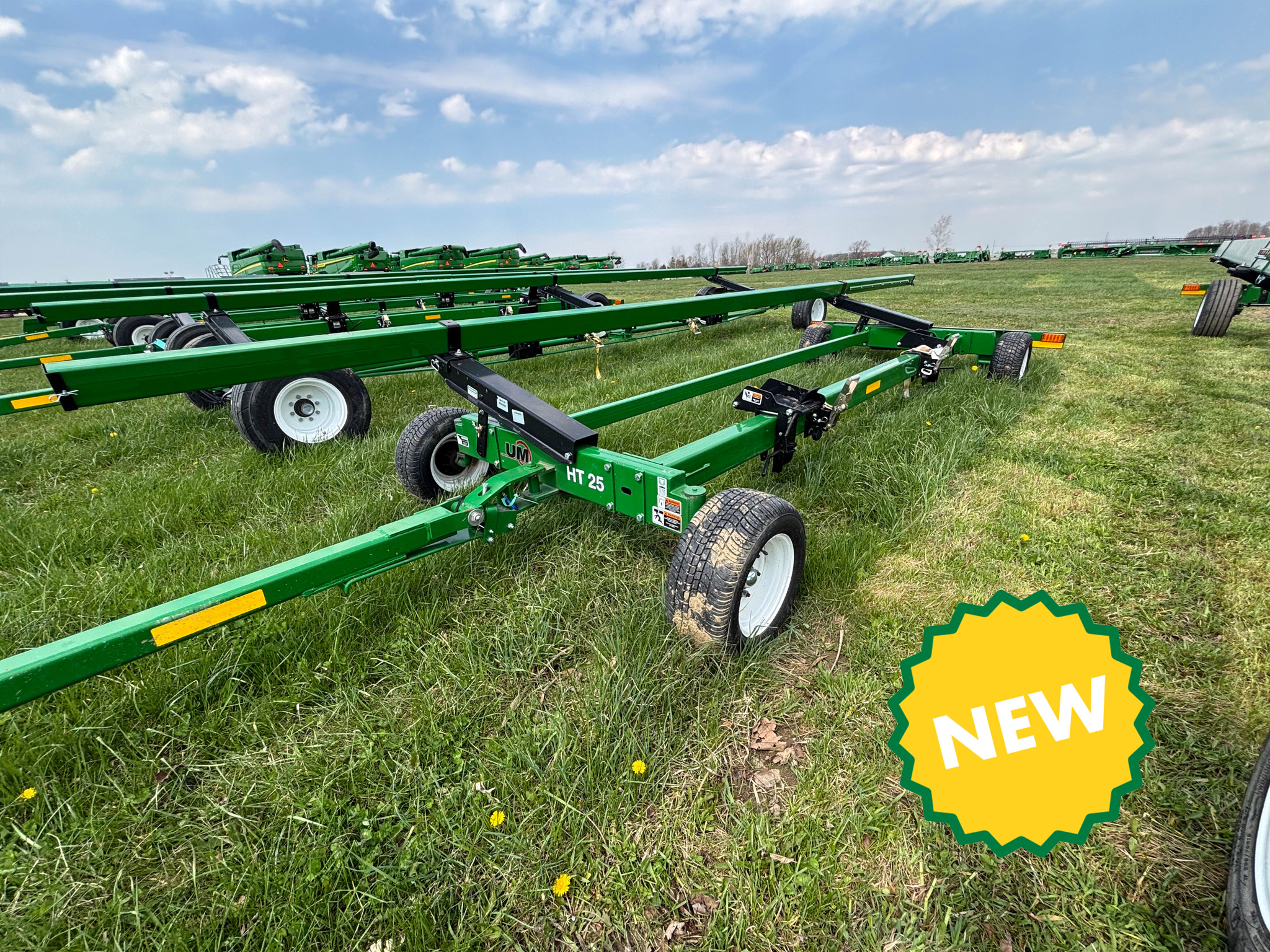 Used -- Unverferth HT-25 Header carts at Koenig Equipment in Anna, OH - PhotoXL0