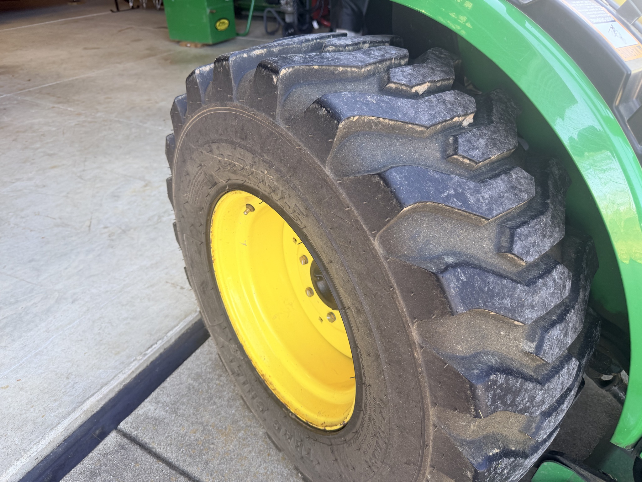 2009 John Deere 2520 at Heritage Tractor in Brimfield, IL