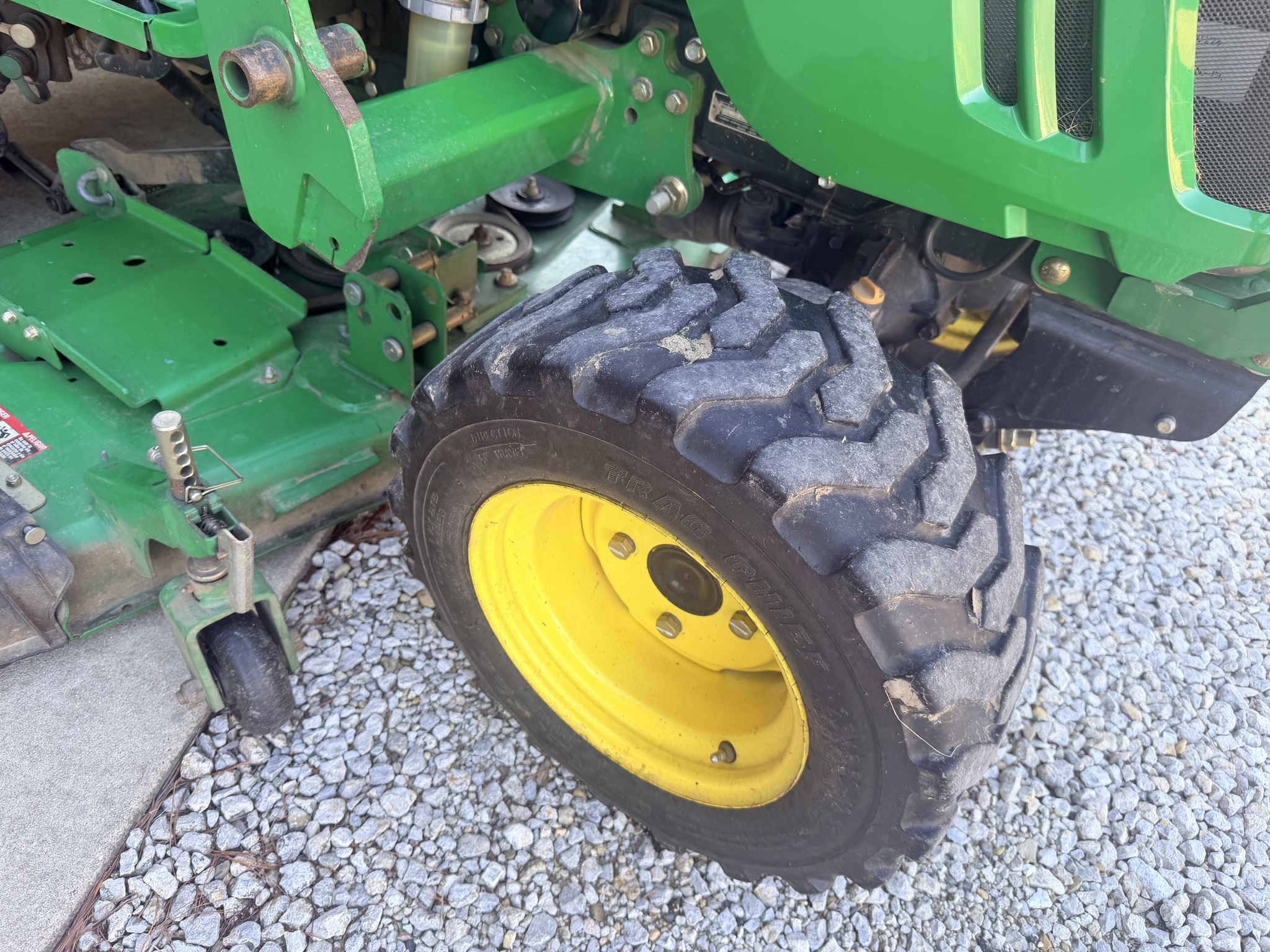  2009 John Deere 2520 at Heritage Tractor in Brimfield, IL