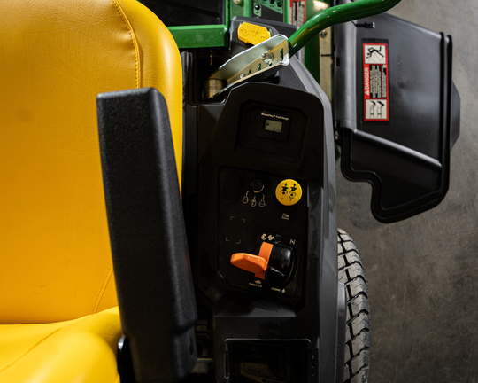 New In-Stock 2026 John Deere Z530M Zero Turn Mowers at Horizon Ag & Turf in Horizon Ag & Turf,  - Photo7