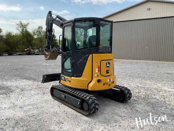 Photo of 2023 John Deere 35 P