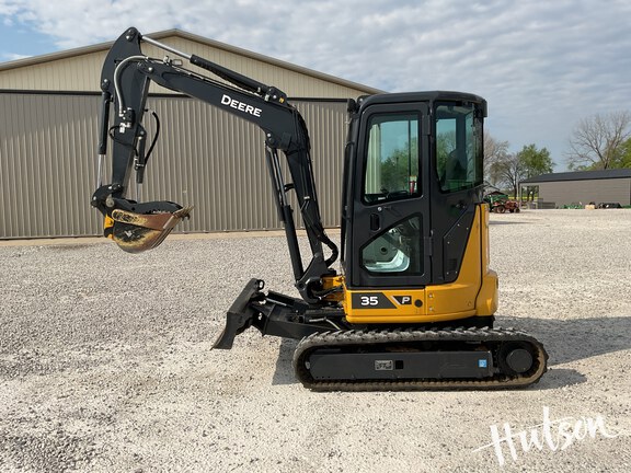 Photo of 2023 John Deere 35 P