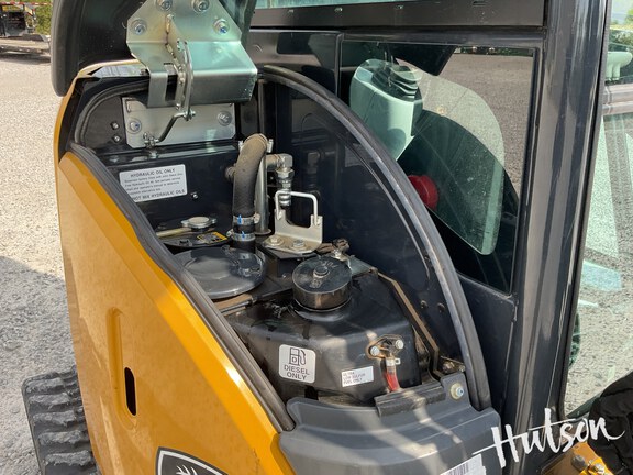 Photo of 2023 John Deere 35 P