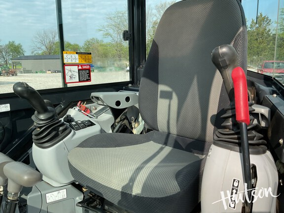 Photo of 2023 John Deere 35 P