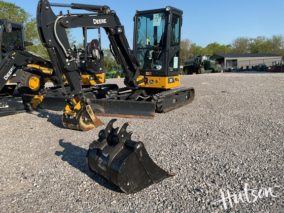 Photo of 2023 John Deere 35 P