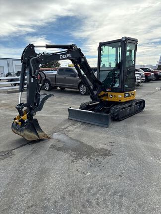 Photo of a 2024 John Deere 30P