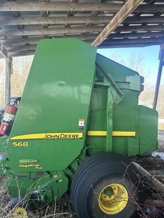 Used 2009 John Deere 568 Round Balers at Horizon Ag & Turf in St. Paul, AB - Photo5