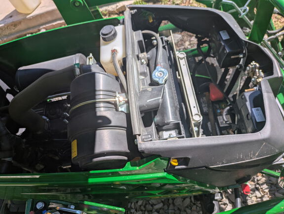 2023 John Deere 2025R